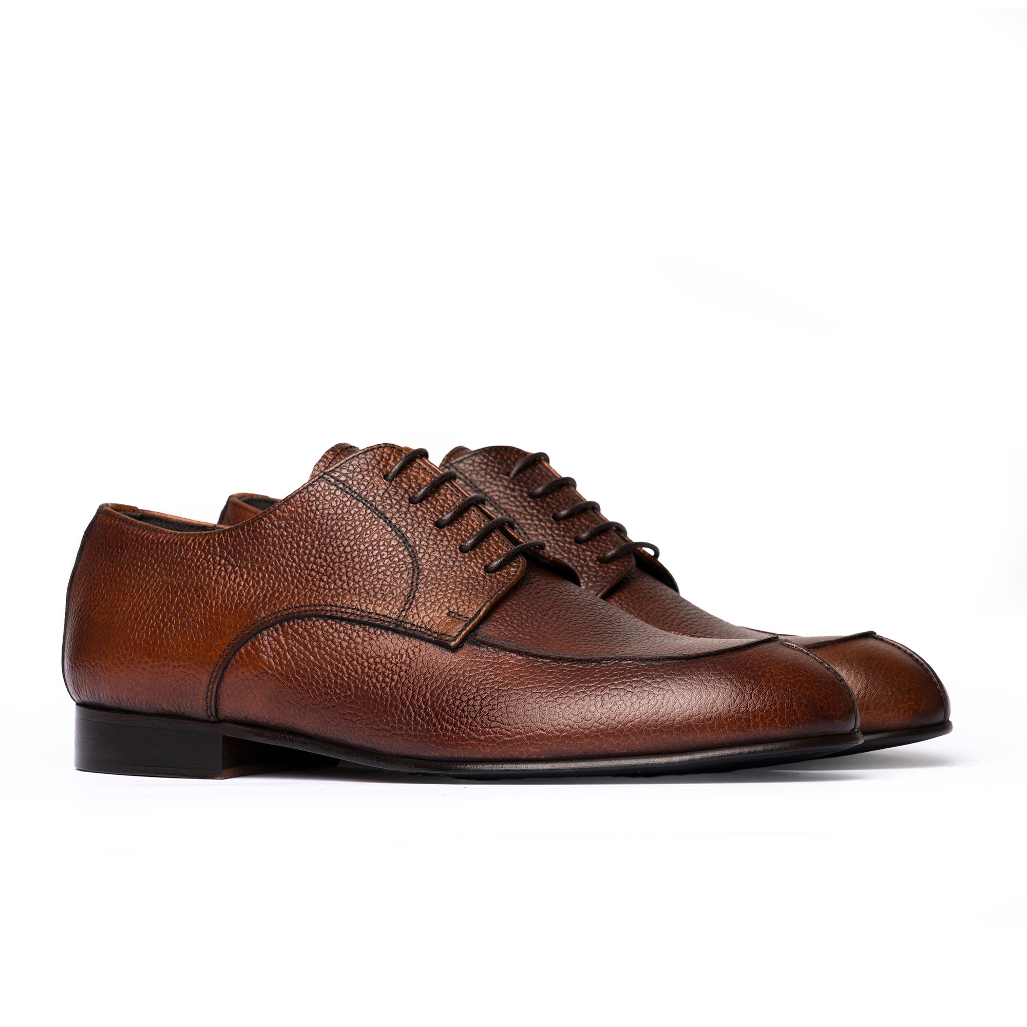 Stringata in Pelle Martellata -  Marrone
