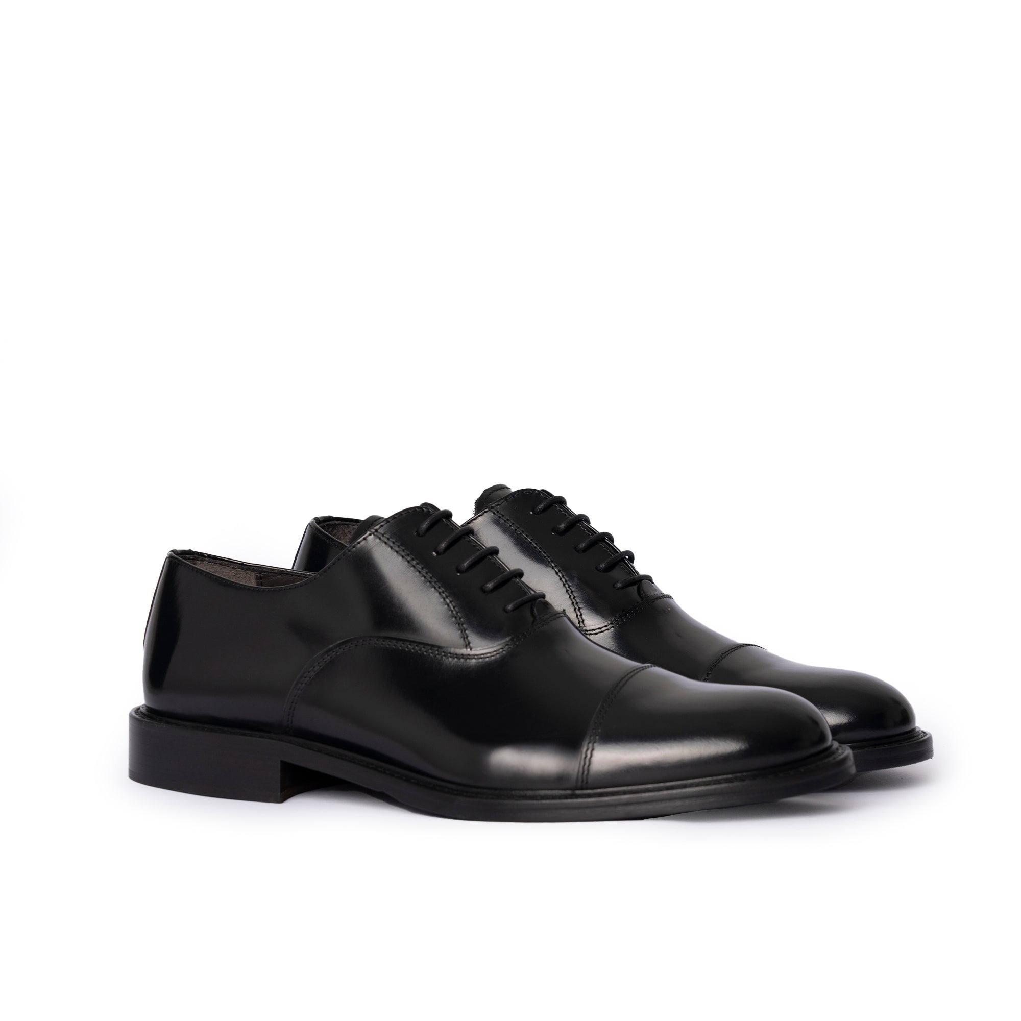 Scarpa Oxford in Pelle Nera Lucida