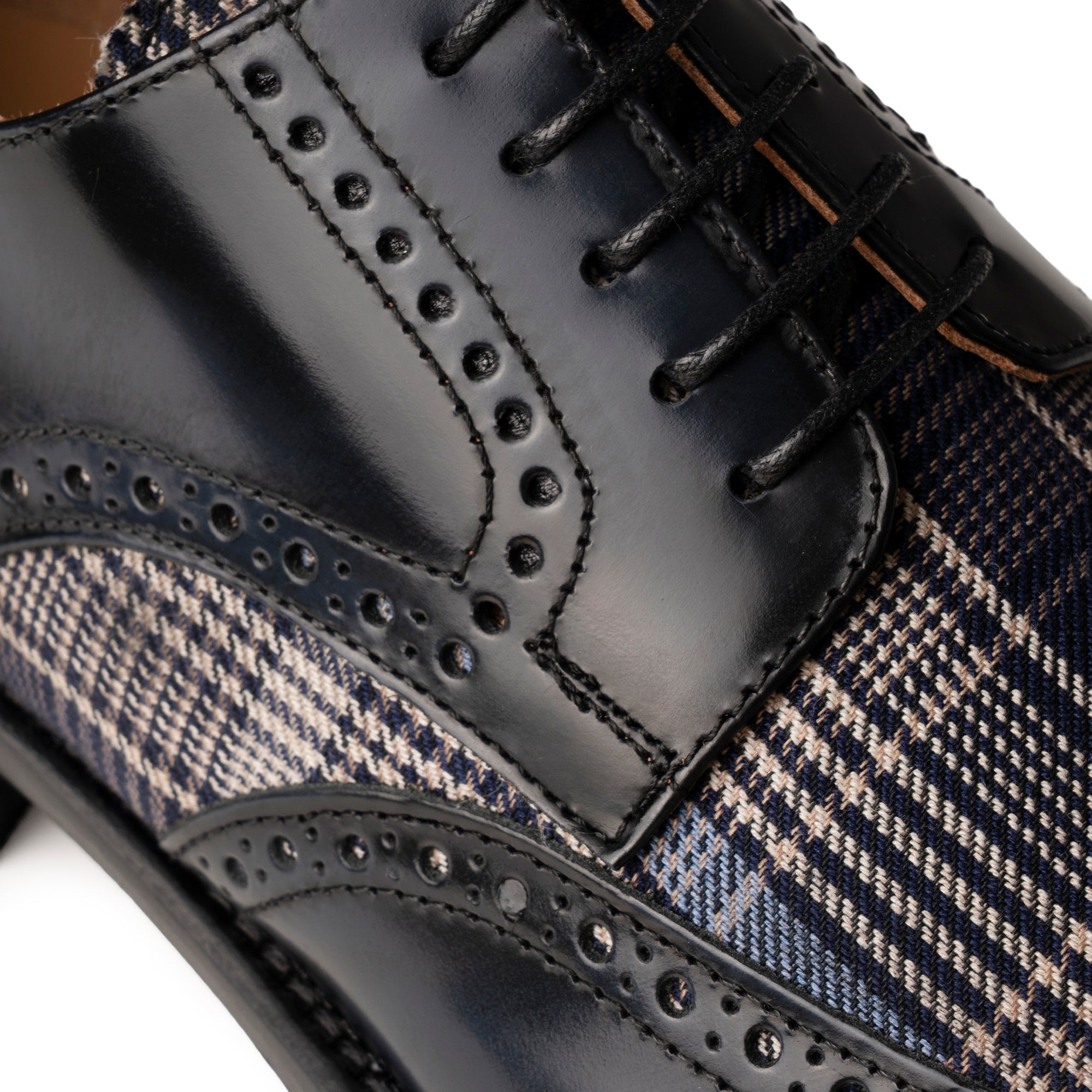 Francesina brogue in pelle spazzolata blu con tessuto
