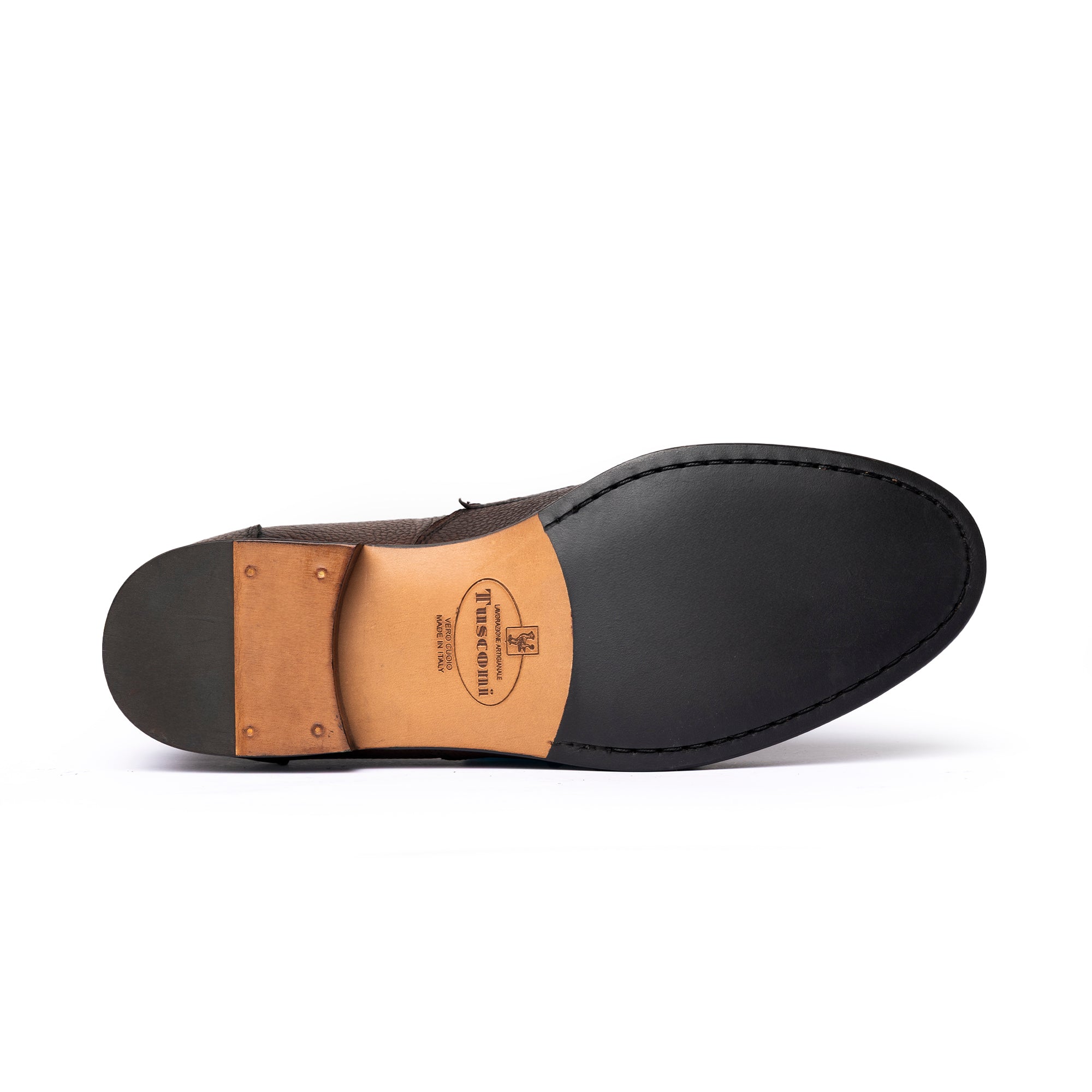 Mocassino con Nappine in Pelle Martellata - Marrone