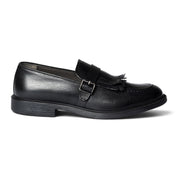 Mocassino con frange e fibbia in pelle nera