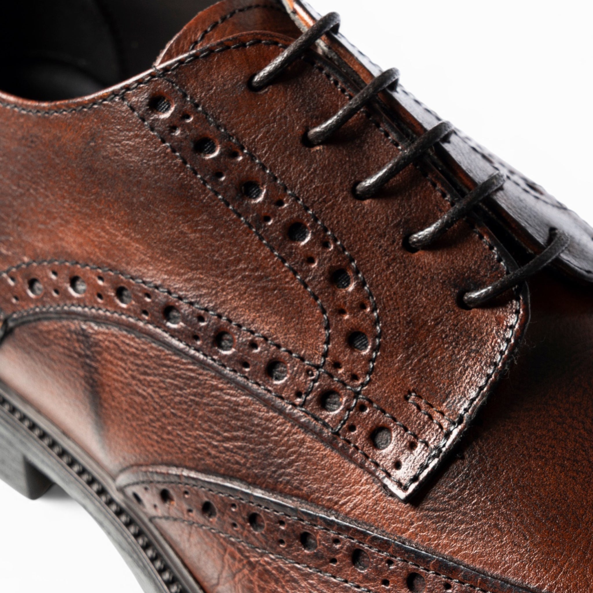 Derby brogue in pelle cuoio sfumata