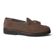 Mocassino marrone con nappine e suola dentellata