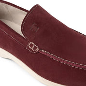 Mocassino slip-on in camoscio bordeaux