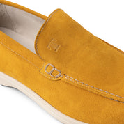 Mocassino slip-on in camoscio giallo senape