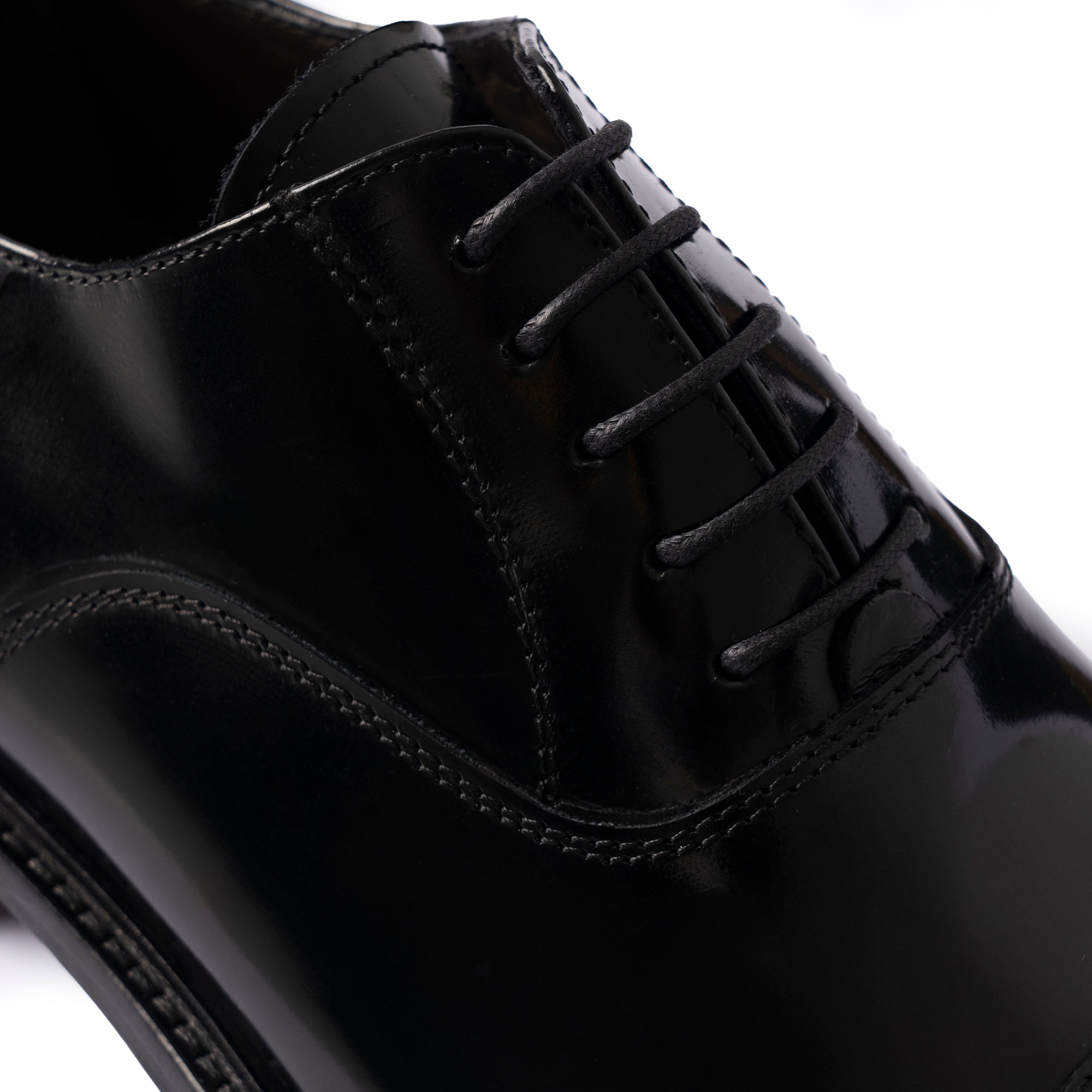 Scarpa Oxford in Pelle Nera Lucida